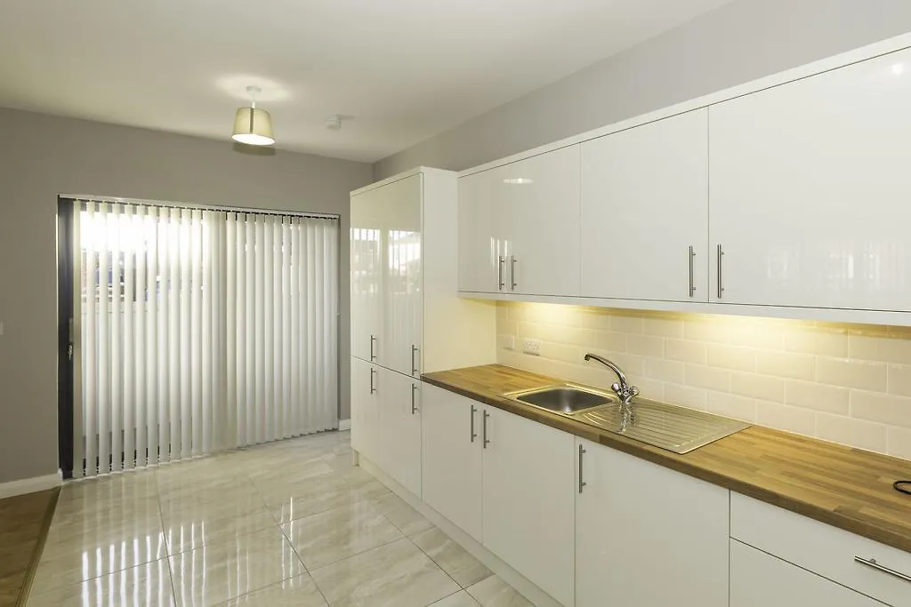 Bt1 Apartments - Ivy House Belfast